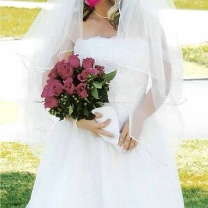 Elegant Y2K White Wedding Dress with Veil, Professionally Preserved